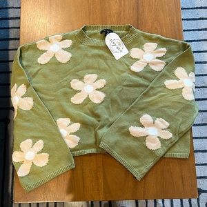 NWT good morning cropped sweater size small